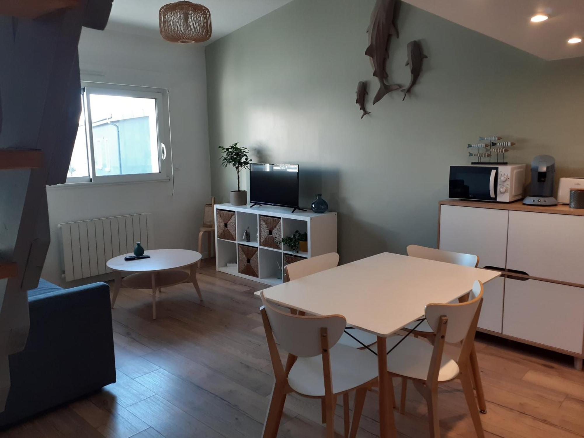 Lenie Appartement Reposant ลาเนสแตร์ ภายนอก รูปภาพ